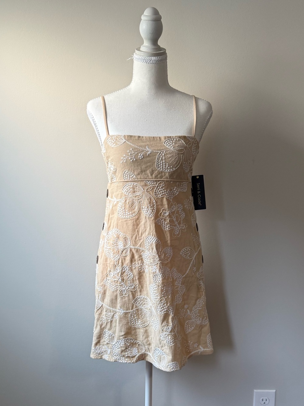 Seni & Cade Embroidered Floral Mini Dress